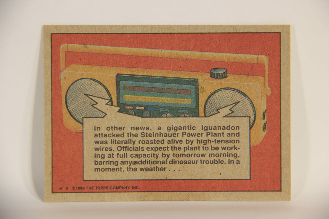 Dinosaurs Attack 1988 Vintage Trading Card #22 The Behemoth Fries ENG L010066