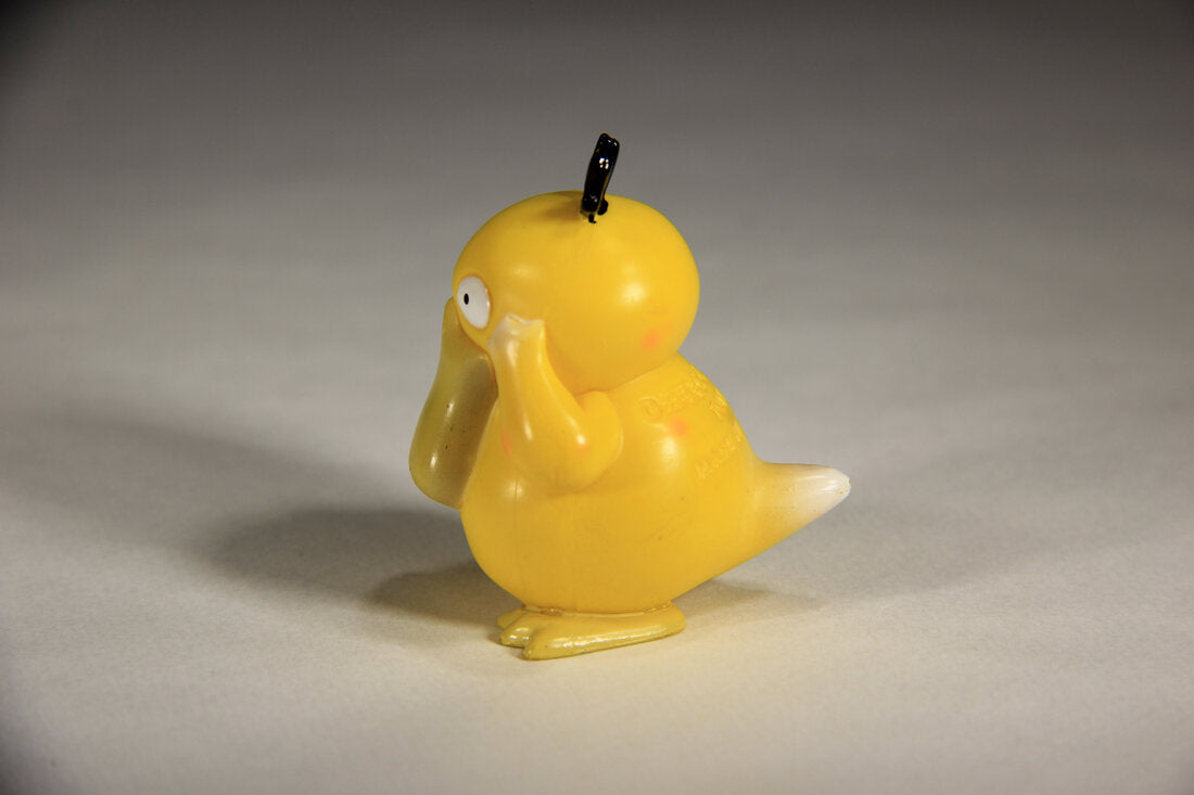 Pokemon 1998 Psyduck Generation 1 Tomy Figure With Pog Disc L010157