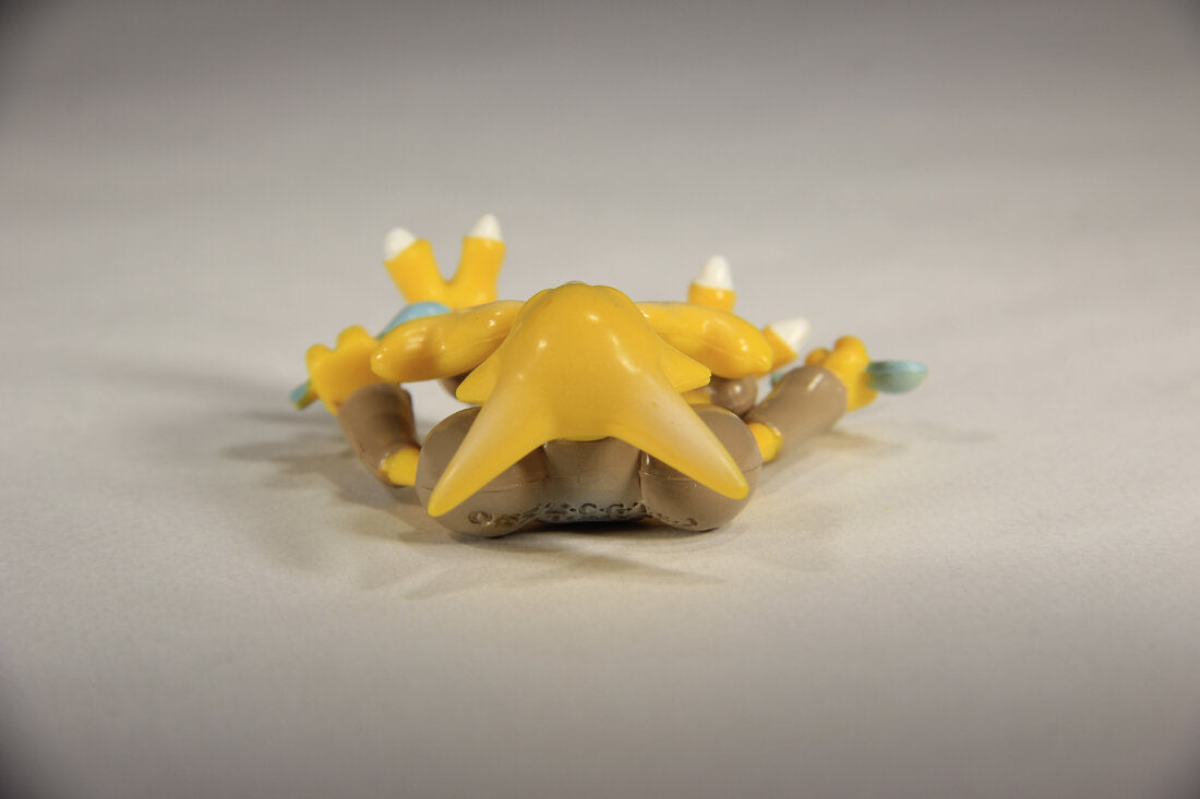 Pokemon 1998 Alakazam Generation 1 Tomy Figure With Pog Disc L010164