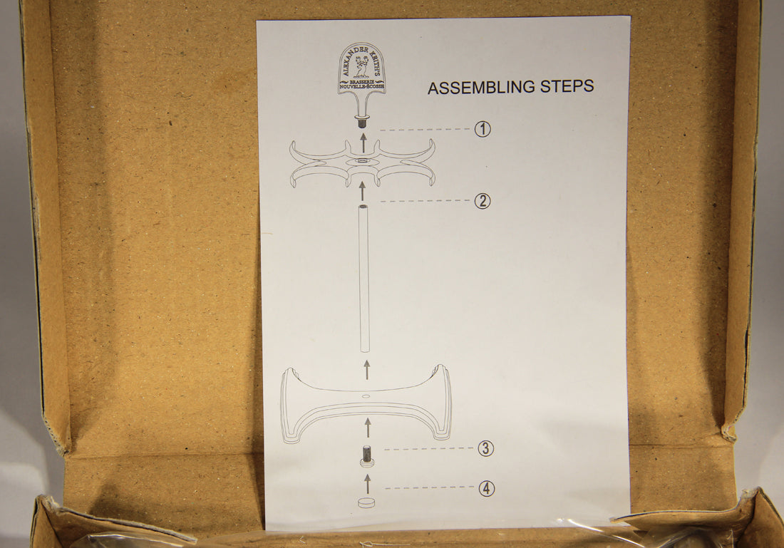 Alexander Keith's Beer Glassware Stand Boxed Man Cave Canada Nova Scotia L011455