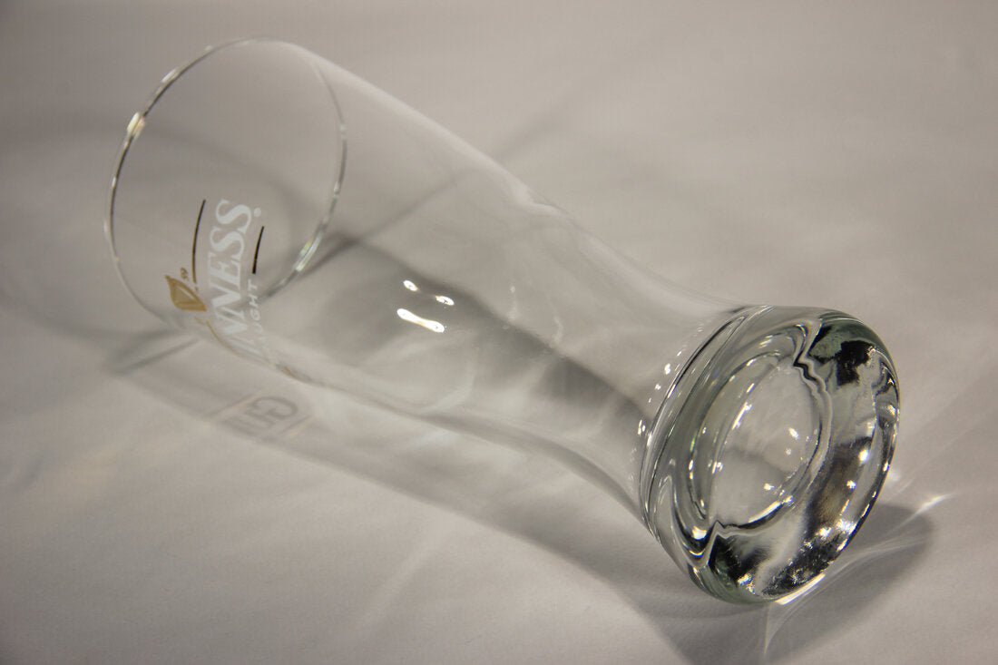 Guinness Draught Beer Pilsner Glass Ireland Harp Logo L012965
