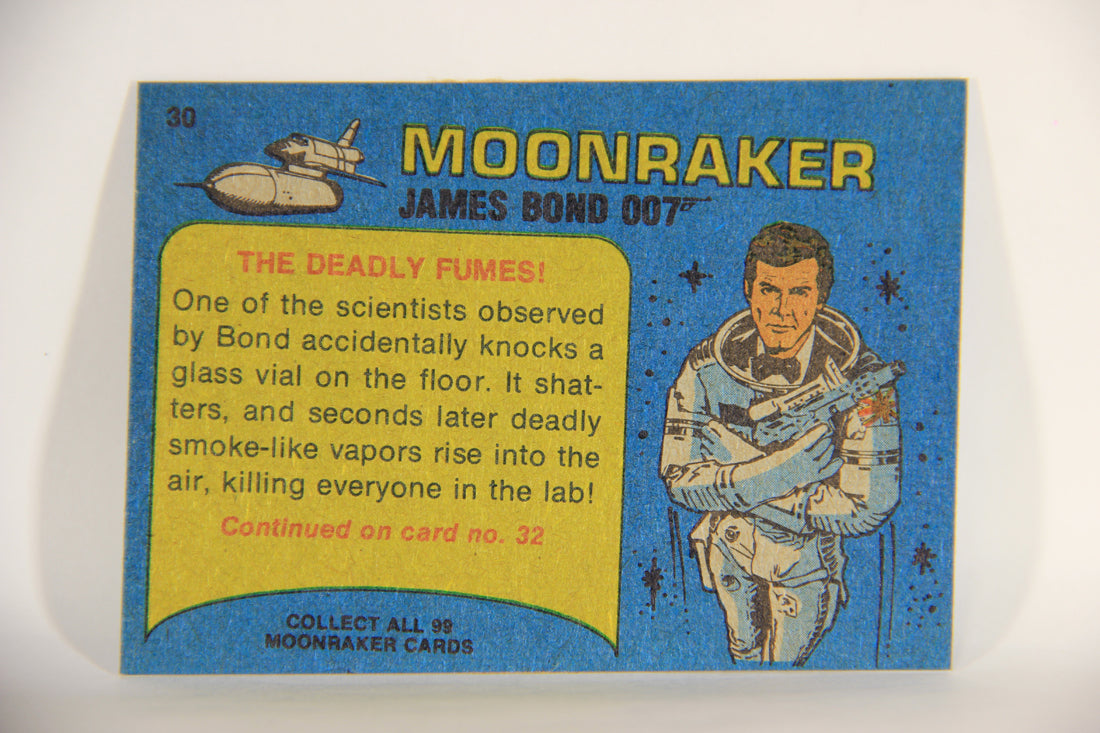 Moonraker James Bond 1979 Trading Card #30 The Deadly Fumes L013096