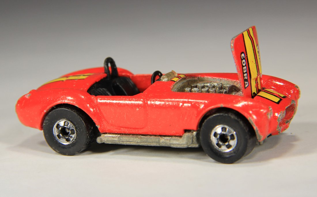 Hot Wheels 1982 Classic Cobra Shelby Mattel Die-Cast Malaysia L014977