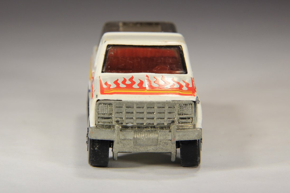 Hot Wheels 1980 Ford Bronco With Rear Motorcycle First Printing Die-Cast L014978