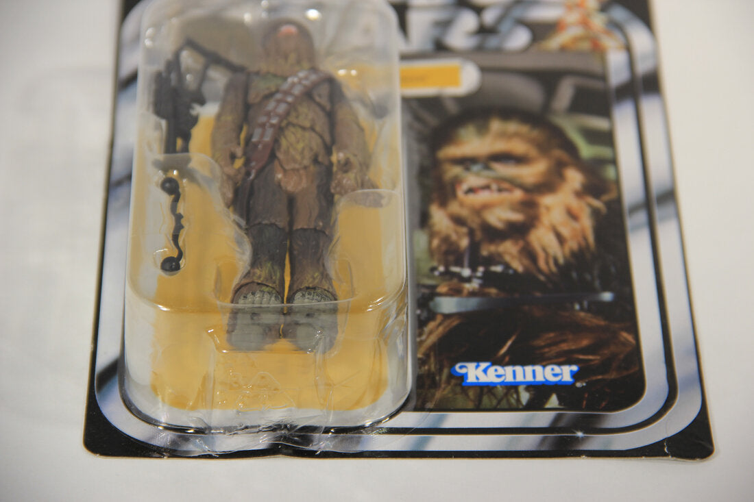 Star Wars Chewbacca Vintage Collection VC141 Damaged Card Canada L015005