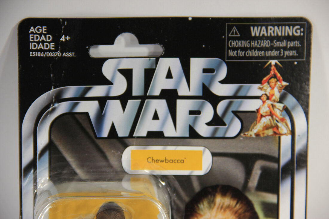 Star Wars Chewbacca Vintage Collection VC141 Damaged Card Canada L015005