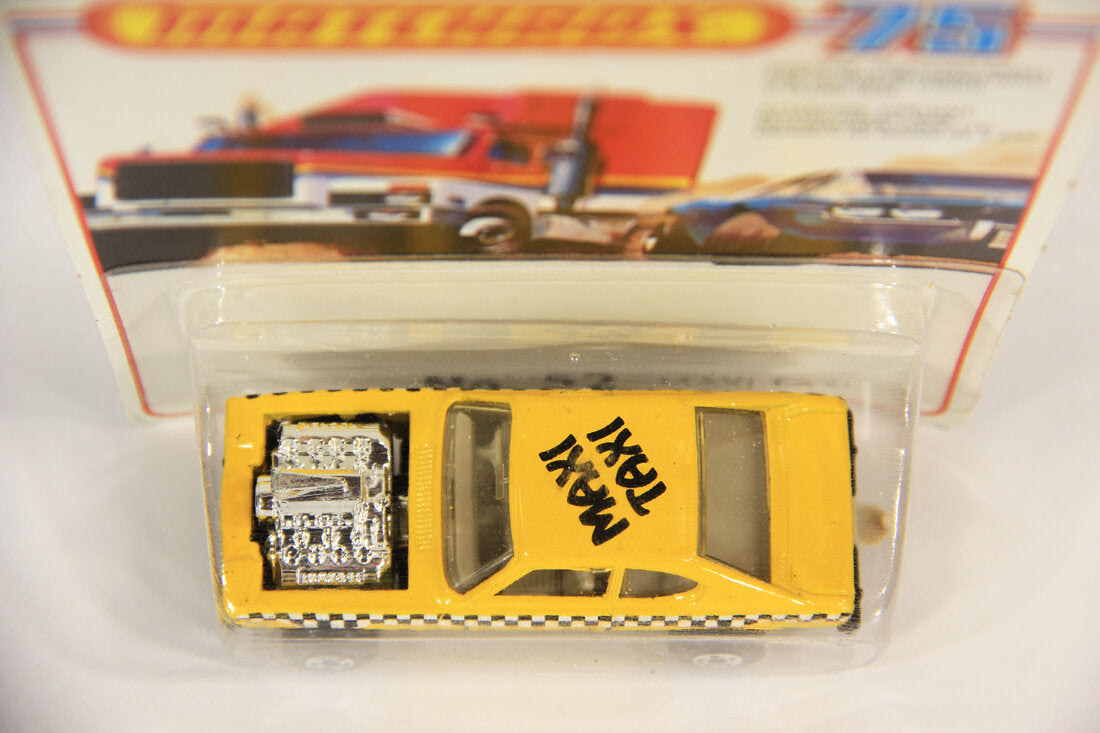 Matchbox 75 Vintage Die-Cast 1978 Rola-Matics #72 Maxi Taxi 52 Original Canadian Fr-Eng L015320