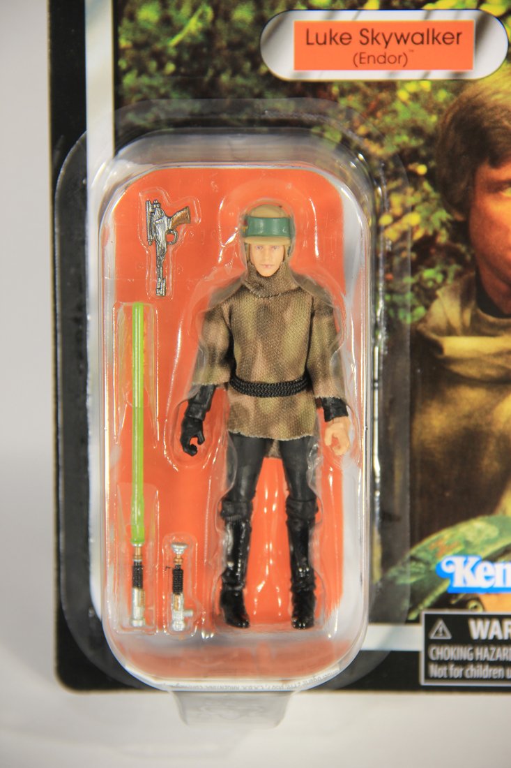 Star Wars Luke Skywalker Endor Vintage Collection VC198 Exclusive 50th Anniversary MOC L015566