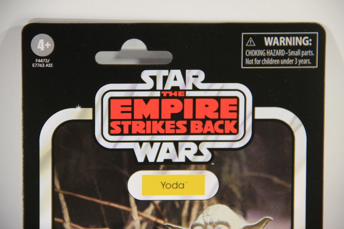 Star Wars Yoda The Vintage Collection VC218 Empire Strikes Back Action Figure MOC L015658
