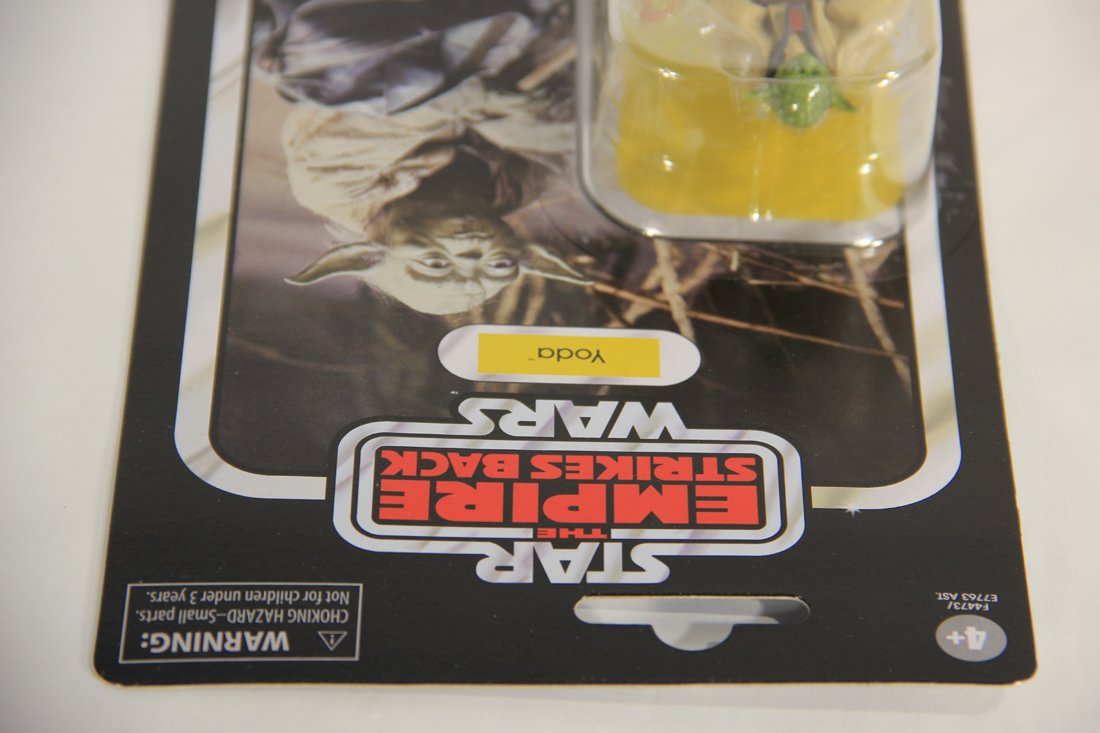 Star Wars Yoda The Vintage Collection VC218 Empire Strikes Back Action Figure MOC L015658