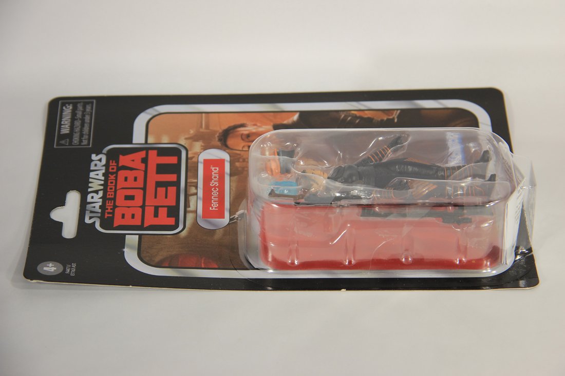 Star Wars Fennec Shand The Vintage Collection VC221 The Book Of Boba Fett Figure MOC L015661