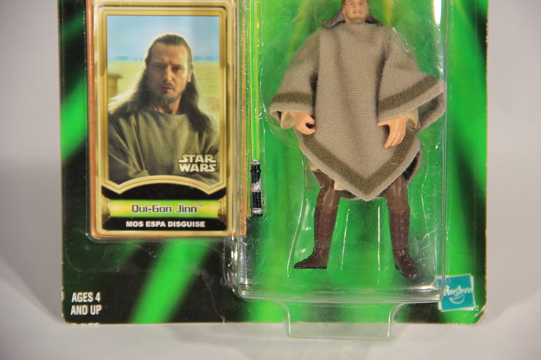 Star Wars Qui-Gon Jinn 2000 Power Of The Jedi Action Figure ENG Card Collection 1 MOC L015716
