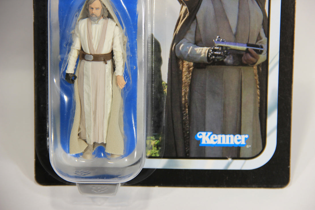 Star Wars Luke Skywalker Vintage Collection VC131 The Last Jedi Damaged Card L015870
