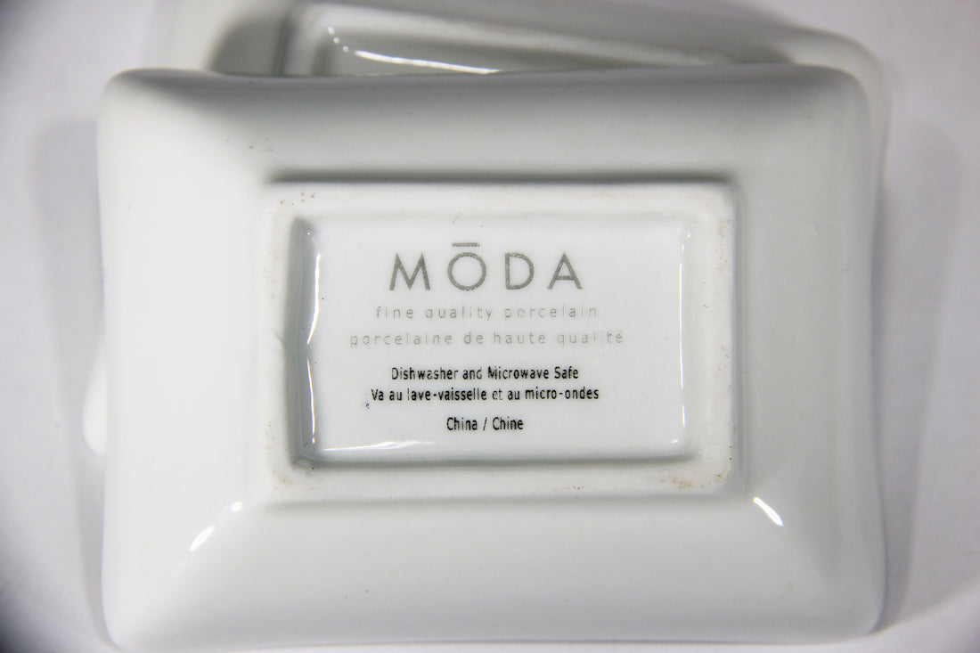 Sapporo Japan Beer Ashtrays Set Of 2 Moda High Quality Porcelain L015882