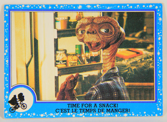 E.T. The Extra-Terrestrial 1982 Trading Card #26 Time For A Snack FR-ENG OPC L001800