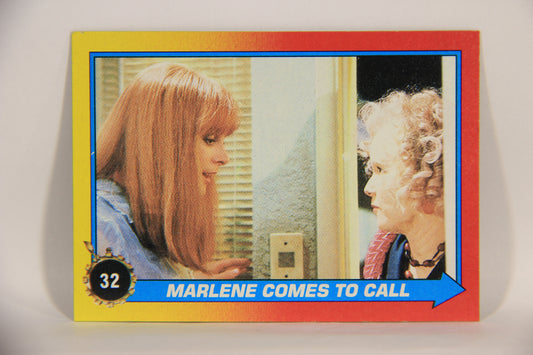 Back To The Future II 1989 Trading Card #32 Marlene Comes To Call L002730