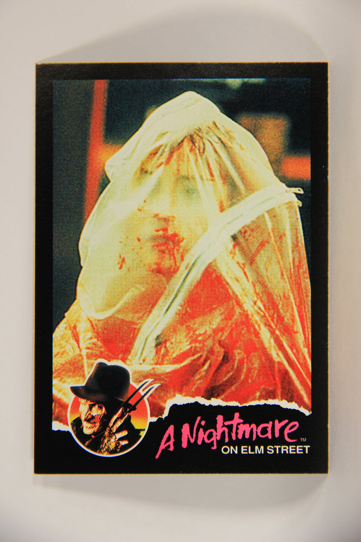 A Nightmare On Elm Street 1991 Trading Card #7 A Rubber Body Bag L004170