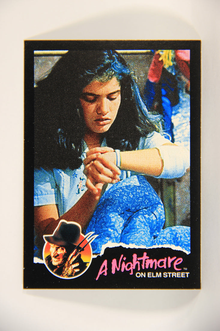 A Nightmare On Elm Street 1991 Trading Card #17 Setting The Alarm L004180