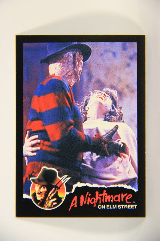 A Nightmare On Elm Street 1991 Trading Card #58 A Deadly Embrace L004221