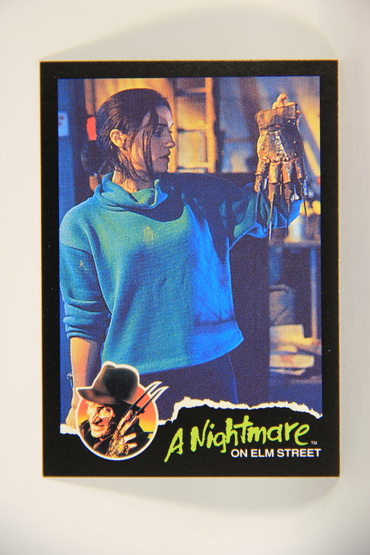 A Nightmare On Elm Street 1991 Trading Card #118 Infamous Dagger-Clad Glove L004281