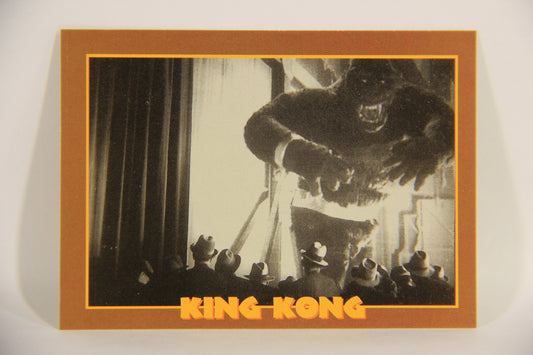 King Kong 60th Anniversary 1993 Trading Card #64 Breaking The Chains L007932