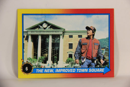 Back To The Future II 1989 Trading Card #6 The New Improved Town Square L009418