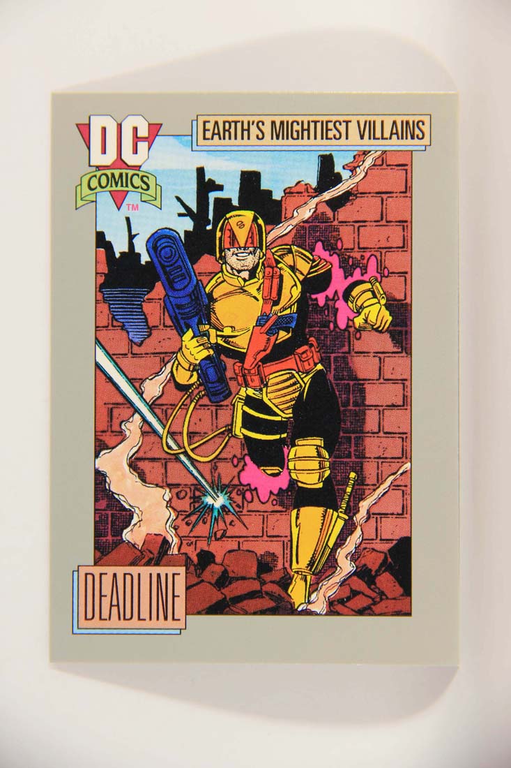 DC Cosmic 1991 Trading Card #90 Deadline's Energy Rifle And Anti-Gravity Disks L013649