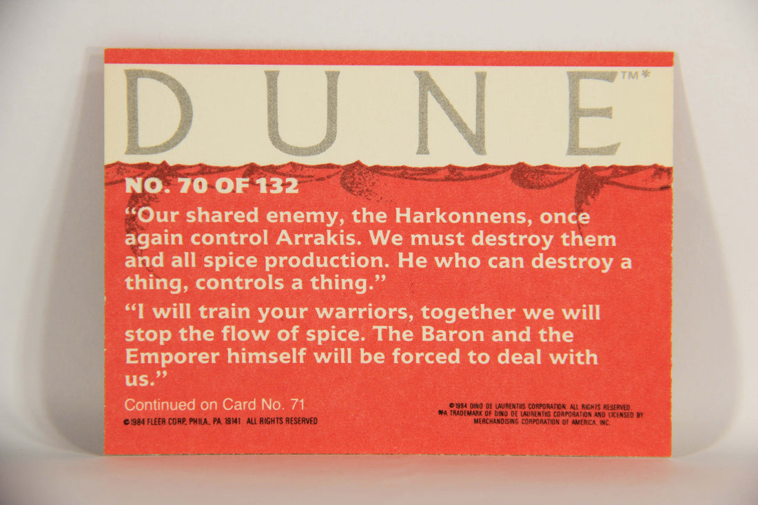 Dune 1984 Trading Card #70 Paul Addresses The Fremen L014375