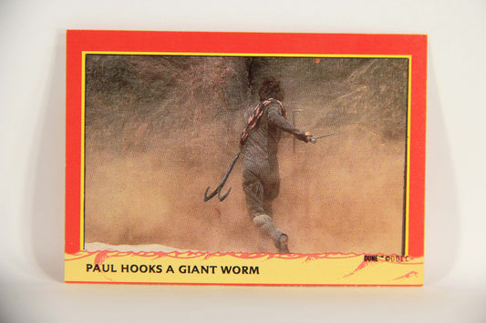 Dune 1984 Trading Card #83 Paul Hooks A Giant Worm L014388
