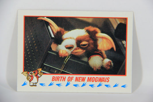 Gremlins 2 The New Batch 1990 Trading Card #32 Birth Of New Mogwais ENG L016371
