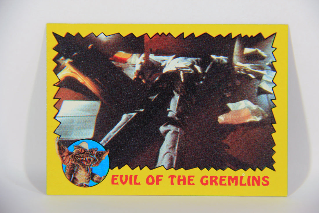 Gremlins 1984 Trading Card #34 Evil Of The Gremlins ENG Topps L016460