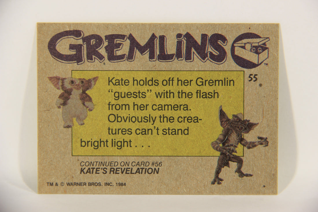 Gremlins 1984 Trading Card #55 Saved By A Flash ENG Topps L016481