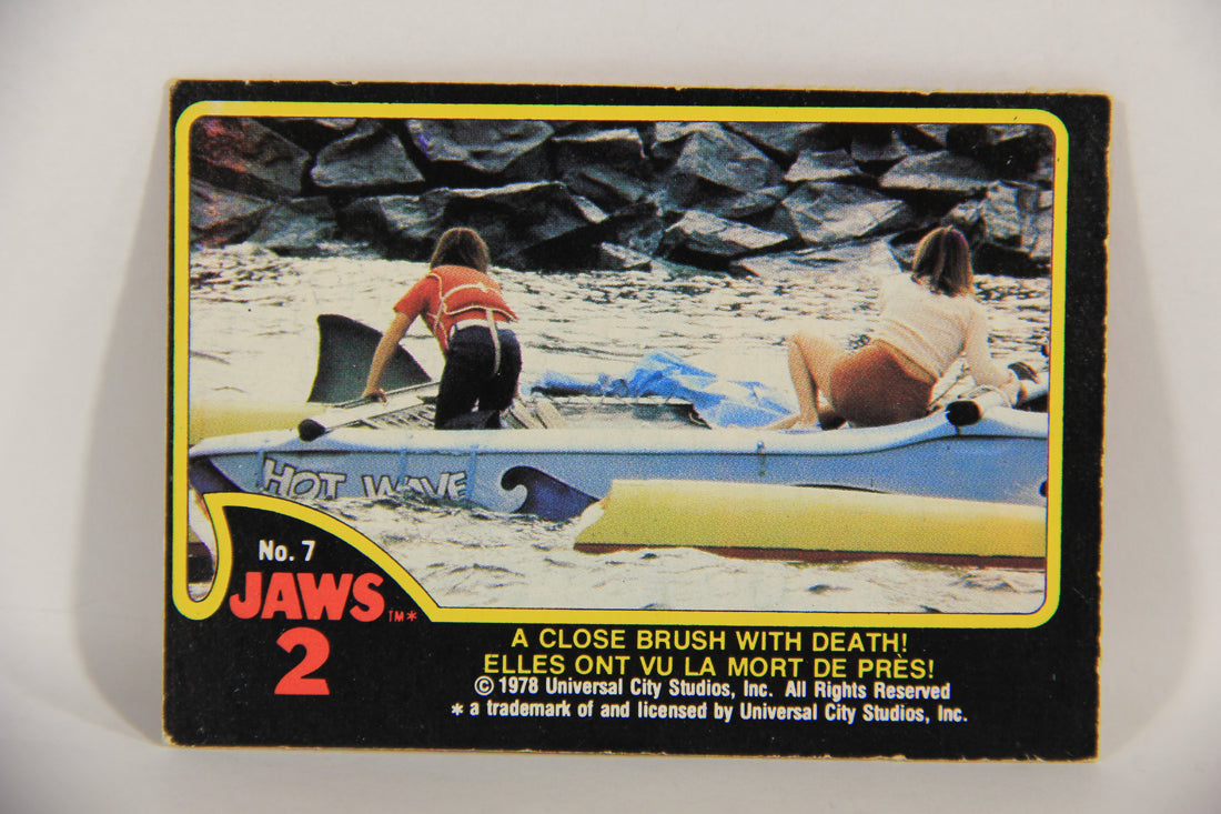 Jaws 2 - 1978 Trading Card #7 A Close Brush With Death FR-ENG Canada OPC L016515