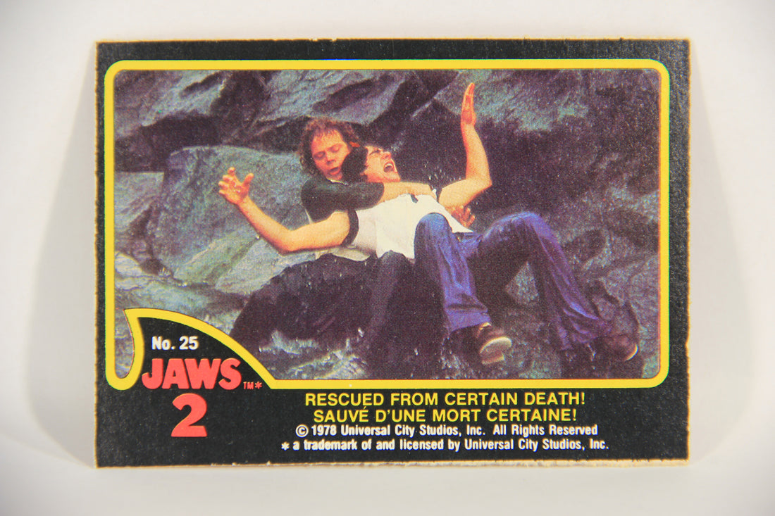 Jaws 2 - 1978 Trading Card #25 Rescued From Certain Death FR-ENG Can OPC L016533