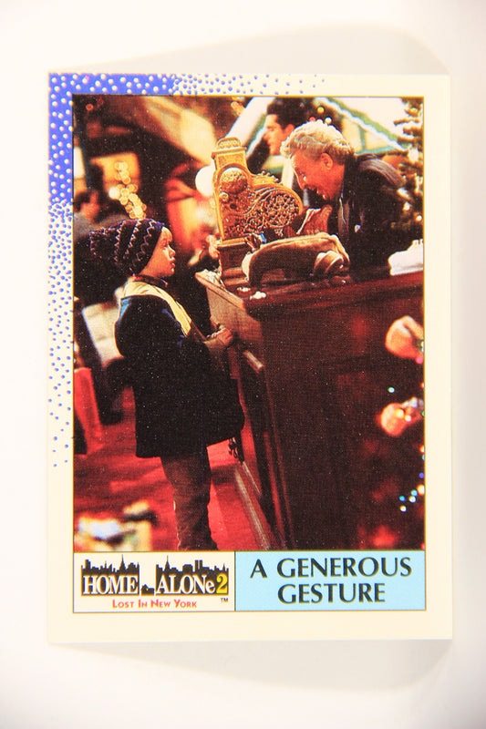 Home Alone 2 Lost In New York 1992 Trading Card #31 A Generous Gesture ENG L016901