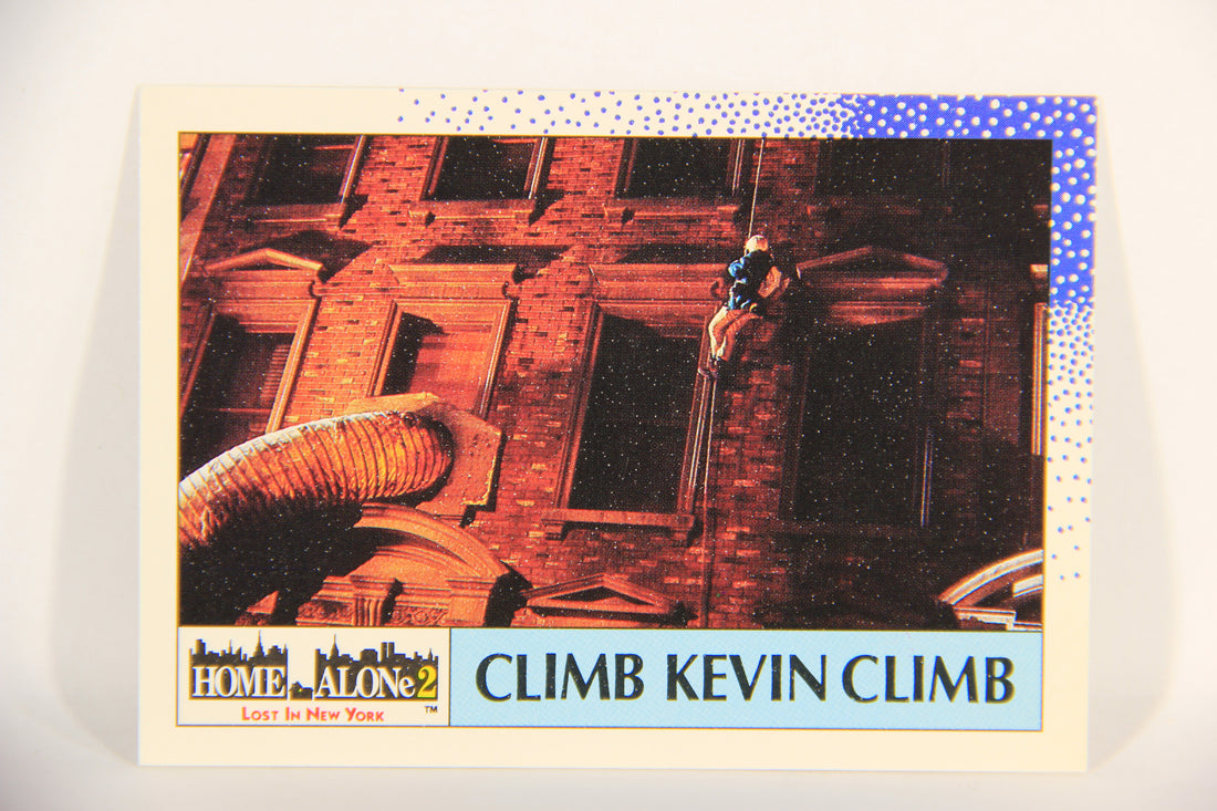 Home Alone 2 Lost In New York 1992 Trading Card #51 Climb Kevin Climb ENG L016921
