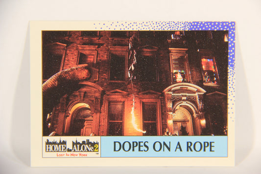 Home Alone 2 Lost In New York 1992 Trading Card #53 Dopes On A Rope ENG L016923