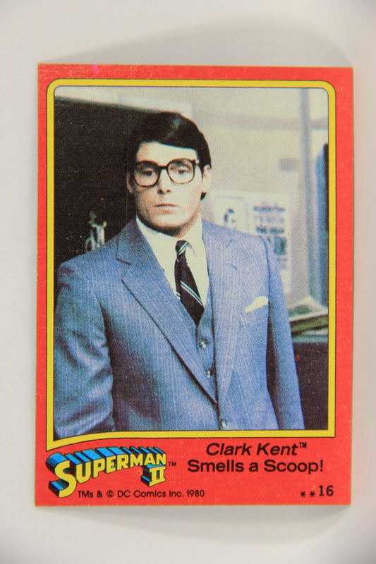 Superman 2 Topps 1980 Trading Card #16 Clark Kent Smells A Scoop L017157