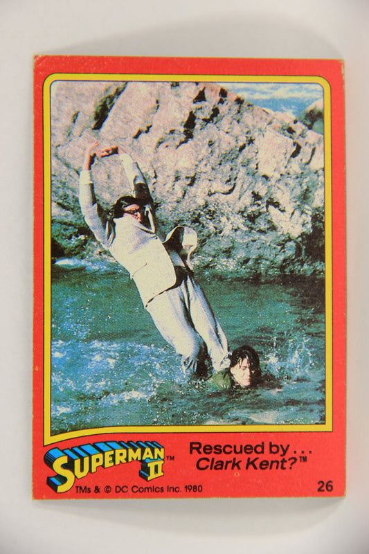 Superman 2 Topps 1980 Trading Card #26 Rescued By Clark Kent ENG L017167