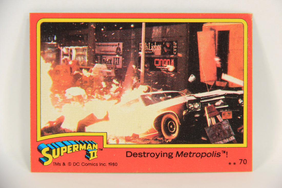 Superman 2 Topps 1980 Trading Card #70 Destroying Metropolis ENG L017211