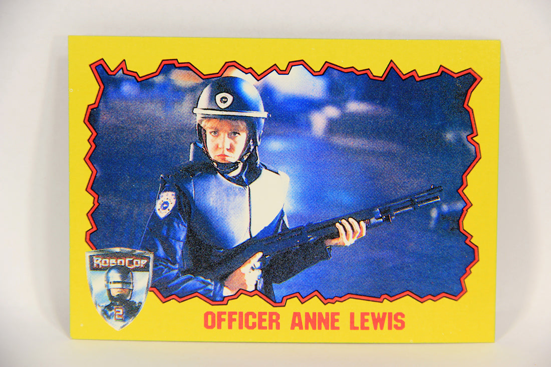 RoboCop 2 Topps 1990 Trading Card #61 Officer Anne Lewis ENG L017290