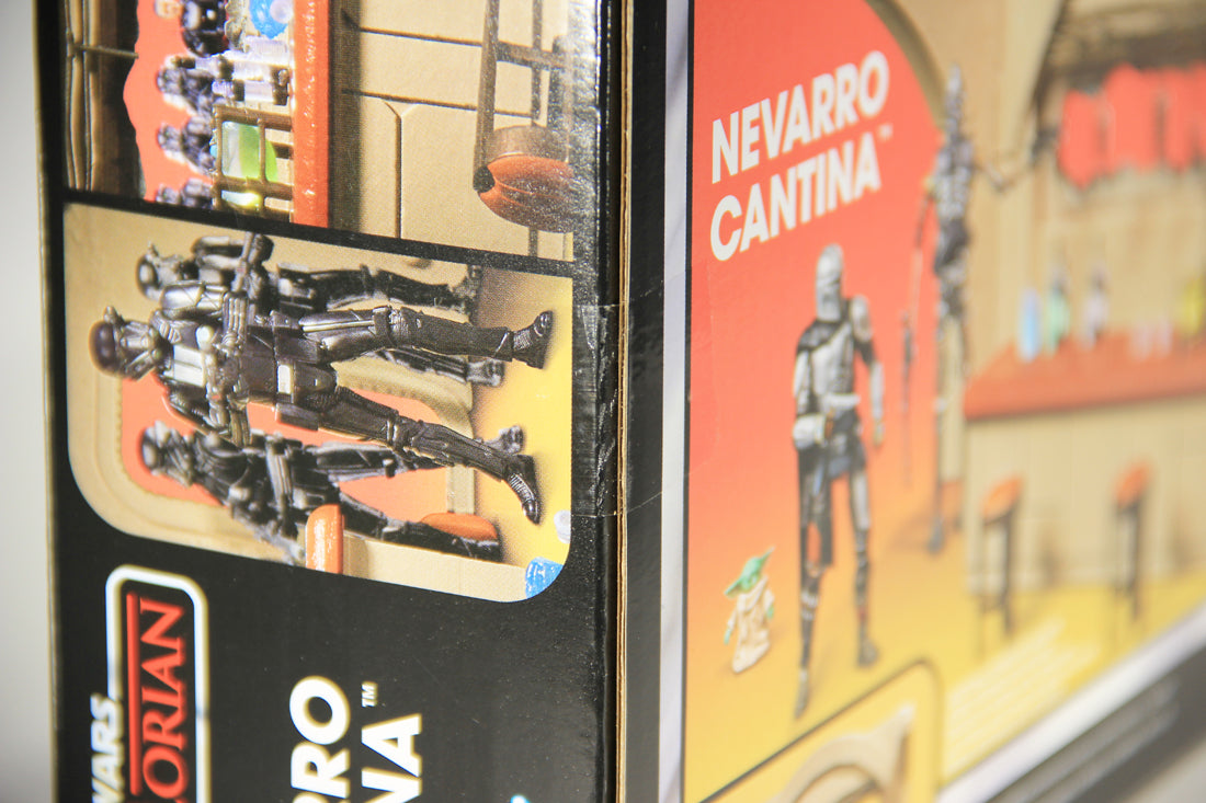 Star Wars Nevarro Cantina Playset Vintage Collection - The Mandalorian Sealed Box L017562