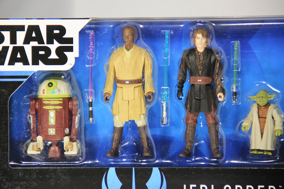 Star Wars Celebrate The Saga Jedi Order 5-Pack 3.75 Action Figures MISB L017576