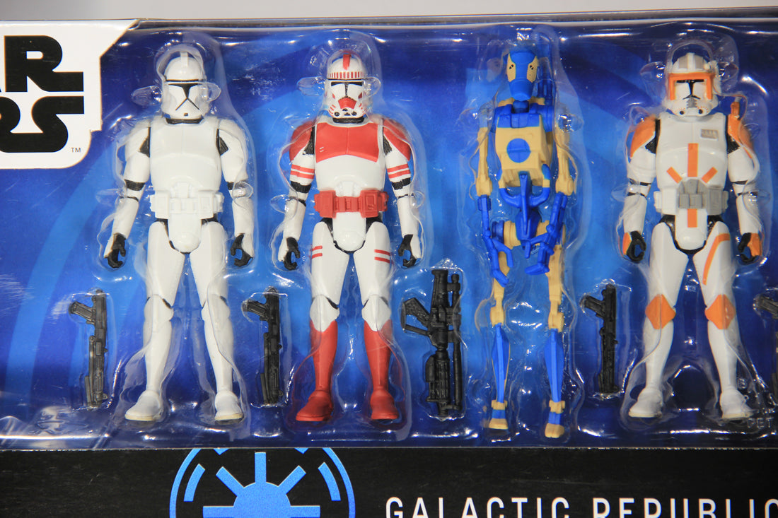 Star Wars Celebrate The Saga Galactic Republic 5-Pack 3.75 Action Figures MISB L017578