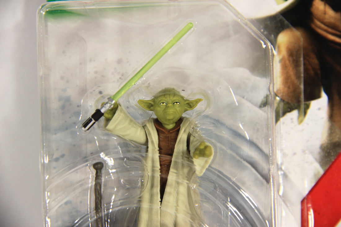 Star Wars Yoda - RARE V-1 Lightsaber Blister Wave 1 - The Last Jedi Action Figure L017586