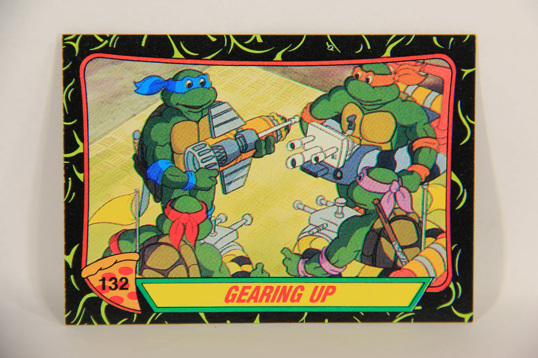 Teenage Mutant Ninja Turtles 2nd Series 1989 Trading Card #132 Gearing Up L017854