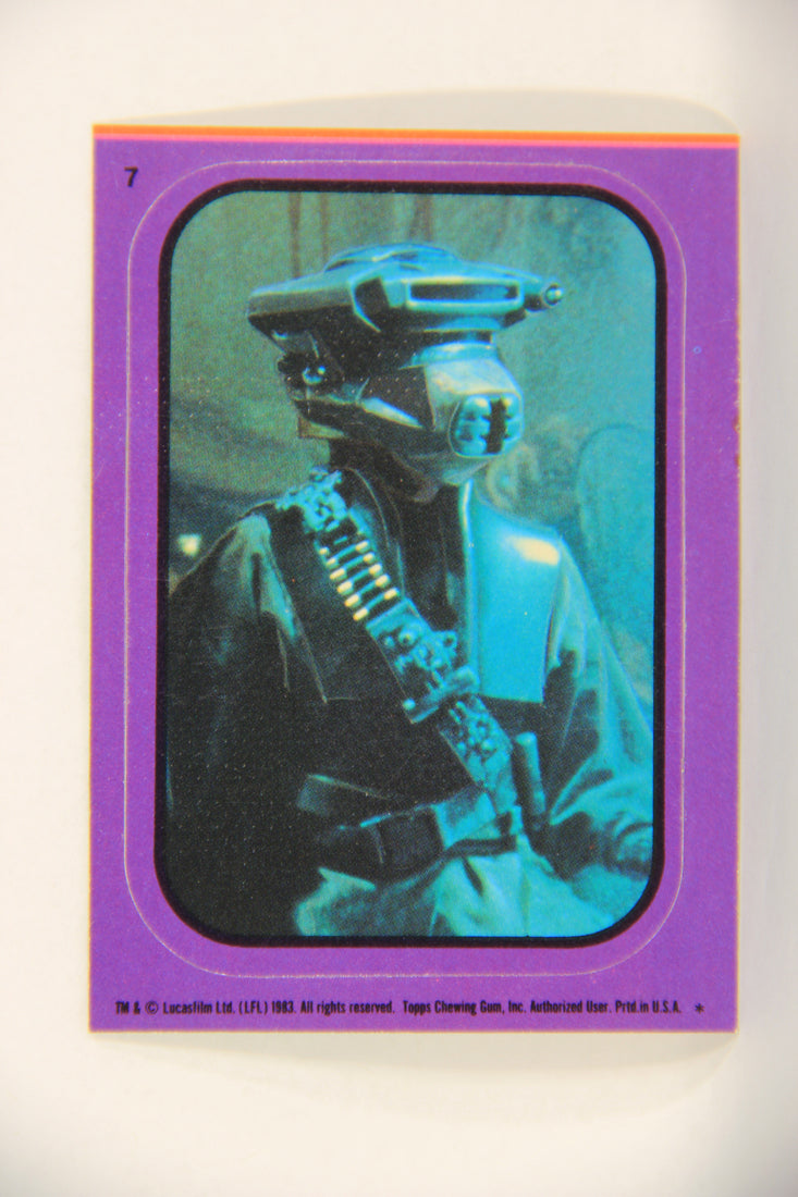 Star Wars ROTJ 1983 Topps Sticker Trading Card #7 Princess Leia Boushh - Purple L017915