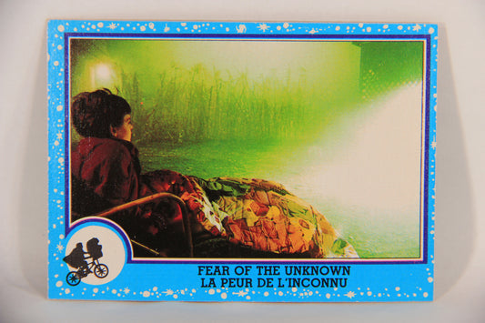 E.T. The Extra-Terrestrial 1982 Trading Card #10 Fear Of The Unknown FR-ENG OPC L018037