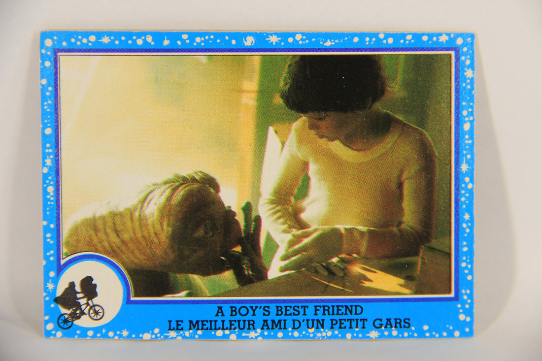 E.T. The Extra-Terrestrial 1982 Trading Card #13 A Boy's Best Friend FR-ENG OPC L018040