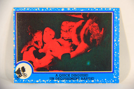 E.T. The Extra-Terrestrial 1982 Trading Card #21 A Quick Disguise FR-ENG OPC L018048